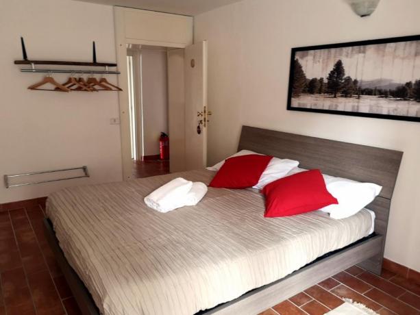Camera con letto matrimoniale Agriturismo in Umbria