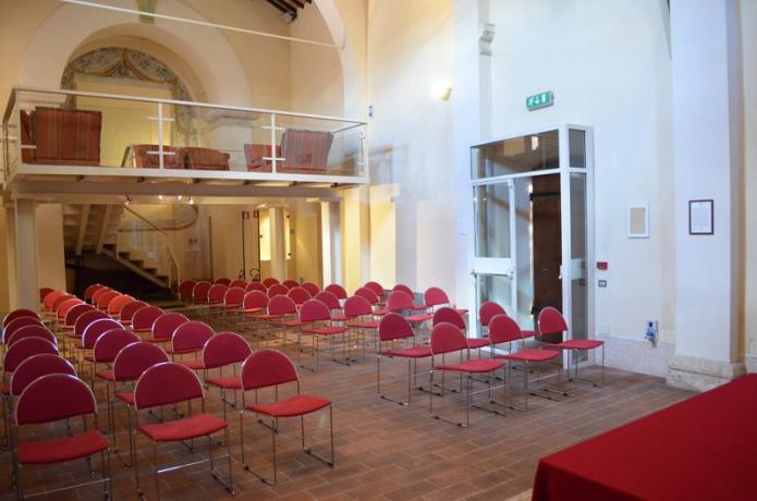 sala meeting 70 persone a Todi 