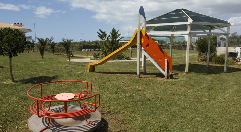Parco Giochi Miniclub Villaggio vicino Mare Scoglitti