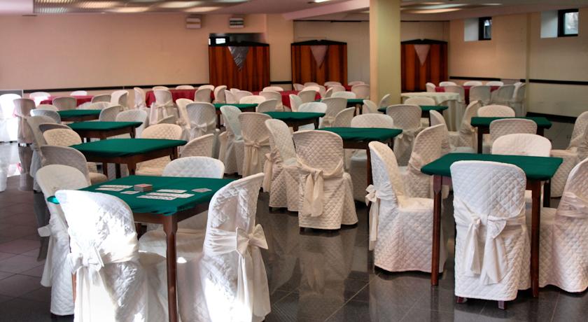 Albergo a Gubbio sale comuni per meeting