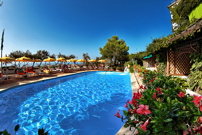 Piscina vista Mare del Cilento a Castellabate