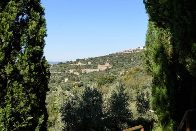 Villa a Cortona immersa nel verde