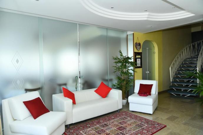 Hall Hotel a Misano