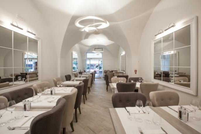 Sala Ristorante L'Armatore hotel Finale Ligure