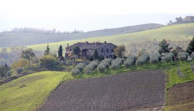 Casale nella campagna Umbra 