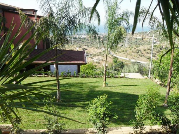 Relax nel verde in Hotel Eolie