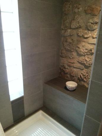 B&B Massa Martana bagno con doccia in camera