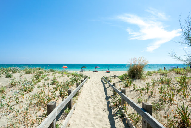 Spiaggia privata villaggio a Calampiso, Trapani 