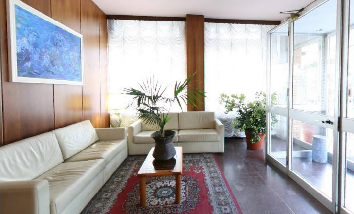 Ingresso dell'Hotel in riviera Ligure