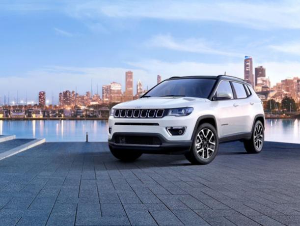Noleggio lungo termine JEEP COMPASS a basso costo