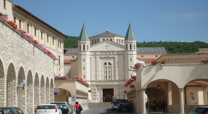 Hotel Cascia vicino Basilica Santuario 