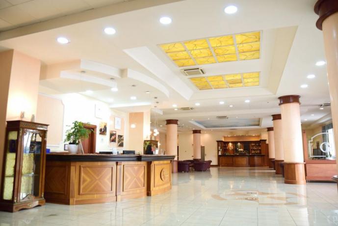 Hotel con Wi-Fi e aria condizionata a Caserta