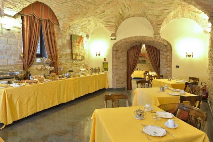 Ristorante 4 stelle hotel a Todi 