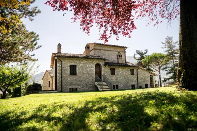 Casale romantico ad Assisi, ideale per le coppie 
