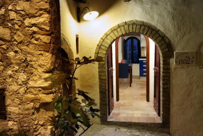 Appartamento-Giolli Ingresso-Indipendente Borgo-sul-Clitunno Umbria 