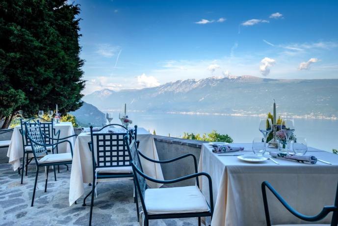 Possibilità di mangiare in terrazzo panoramico