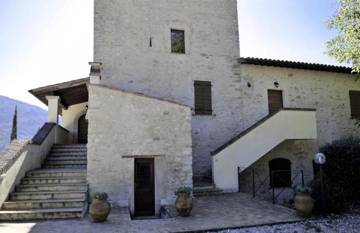 Torre Medievale con appartamento	 