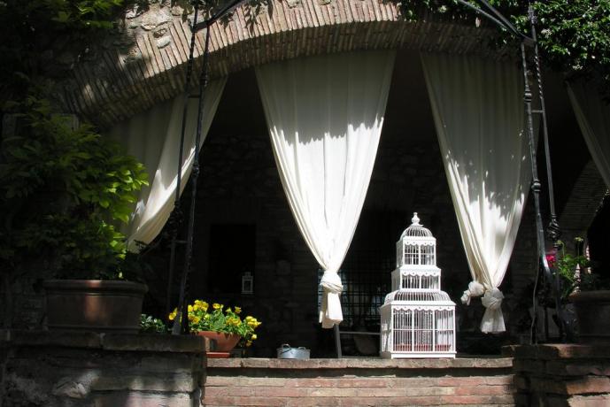B&B a Massa Martana con giardino