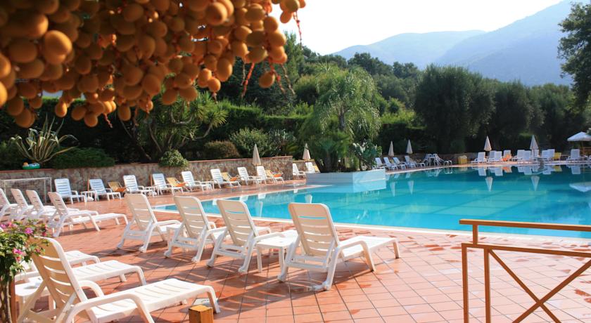 Hotel con Piscina a Palinuro 