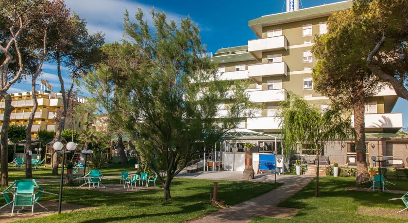 Hotel 3 Stelle sulla Spiaggia d'Oro Abruzzo 