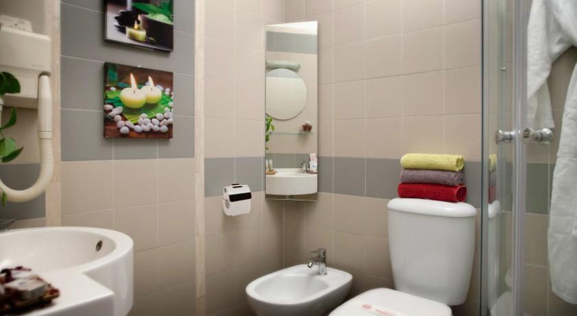 Camere con bagno privato Hotel Benessere a Bracciano