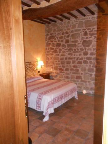 camera matrimoniale, appartamento vacanza, vicino Assisi