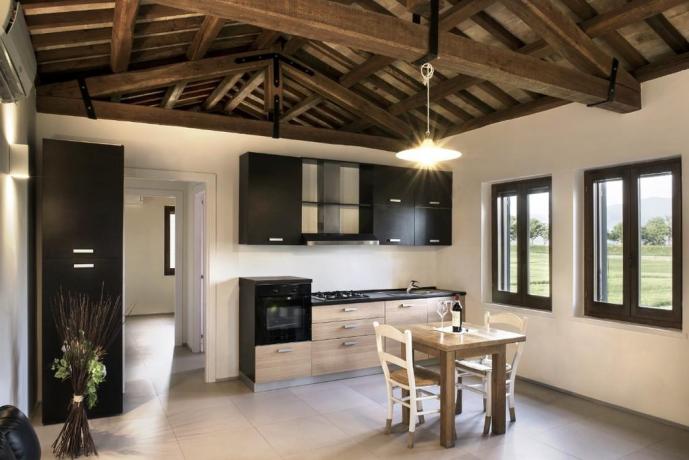 Agriturismo con cucina living moderna ed attrezzata 