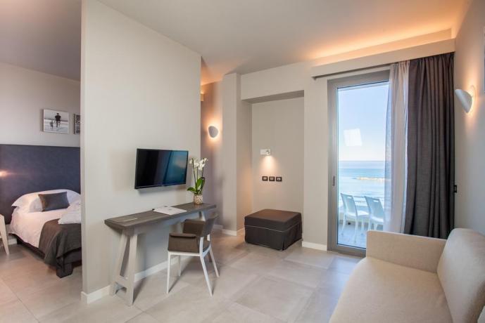 Camera Albergo a Pesaro