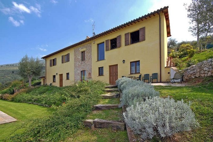 Agriturismo ideale per famiglie a Trevi, Umbria 