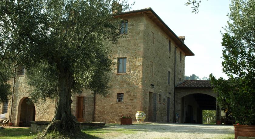 Appartamenti vacanza a Perugia, in casale agrituristico con piscina