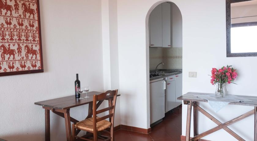 Soggiorno con angolo cottura Bilocale 4 Standard