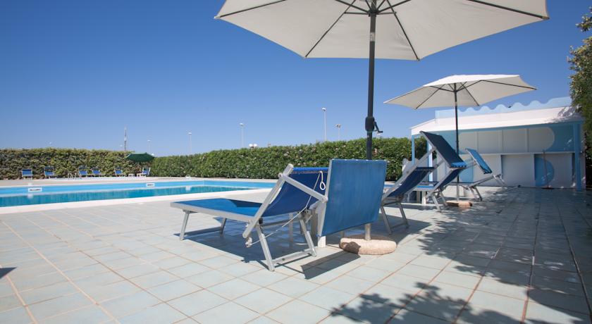 Camere Piscina Tennis Ristorante Villaggio vicino Ragusa