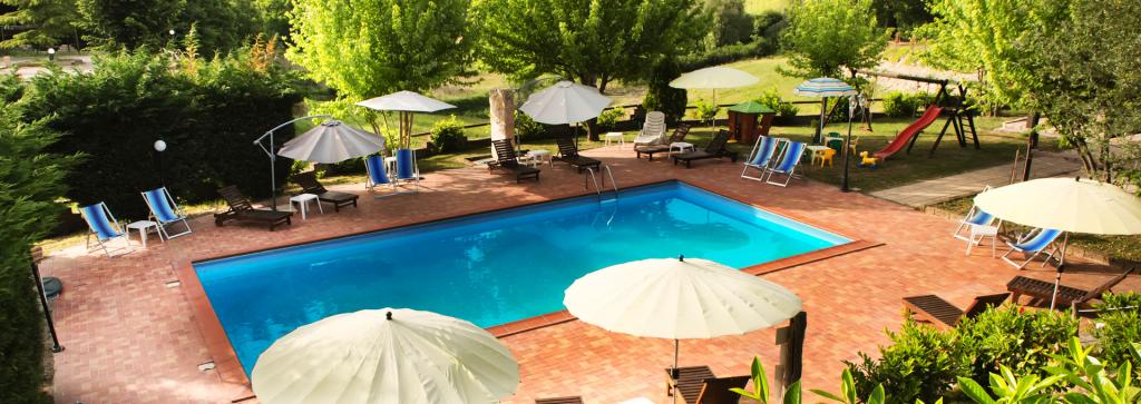 Hotel Umbria Resort a Fabro con piscina esterna 
