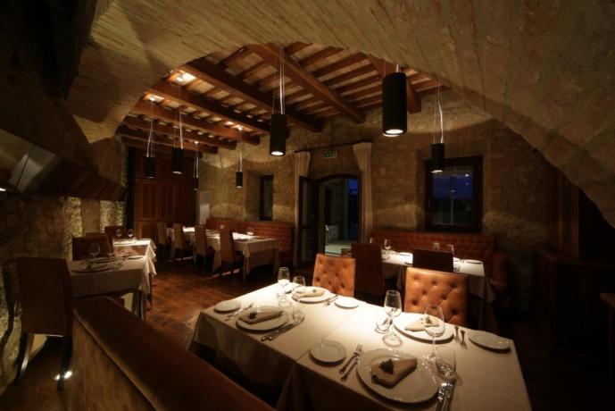 Ristorante Deluxe in Dimora Padronale, Umbria Resort