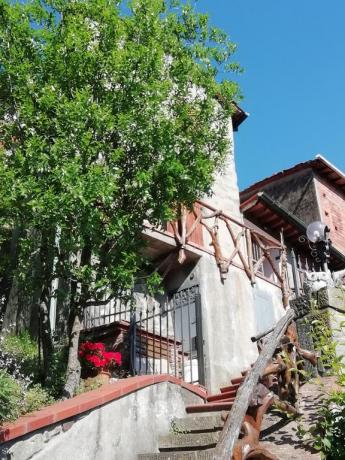 Villa-esclusiva 6persone a Collodi con giardino e parcheggio
