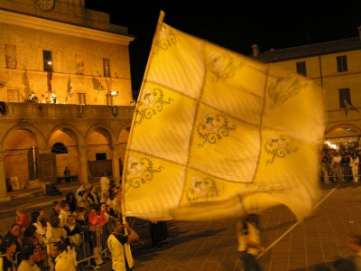 Immagini di festa durante l'evento 