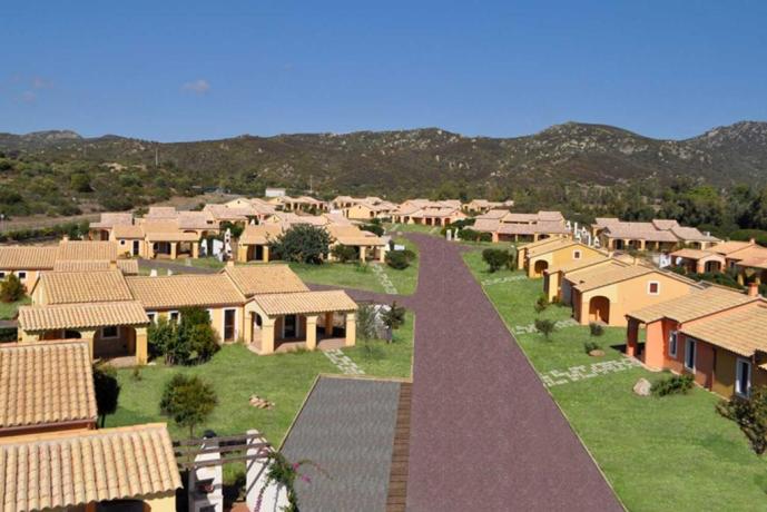 Camere piano terra con patio attrezzato Sardegna 