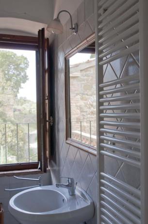 bagno camera B&B vicino Todi