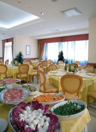 Ristorante a Buffet in Hotel a Caserta