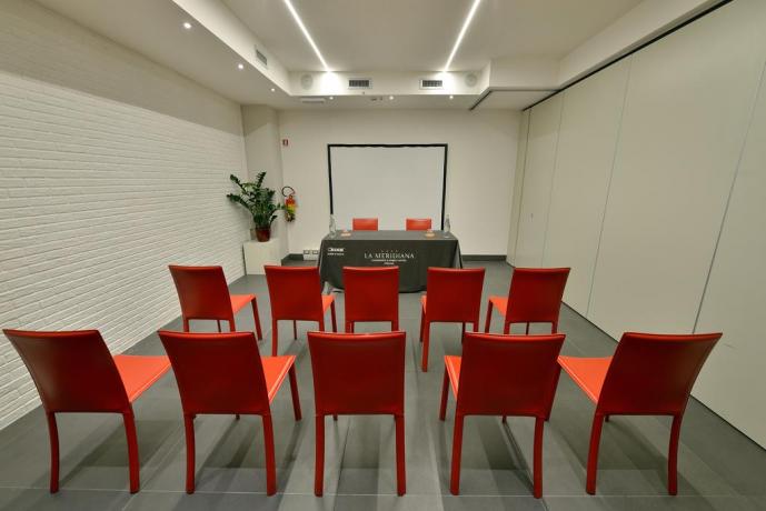 Sala riunioni Hotel 4 stelle Perugia 10 posti