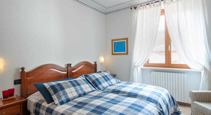 Camere con ampie finestre con vista
