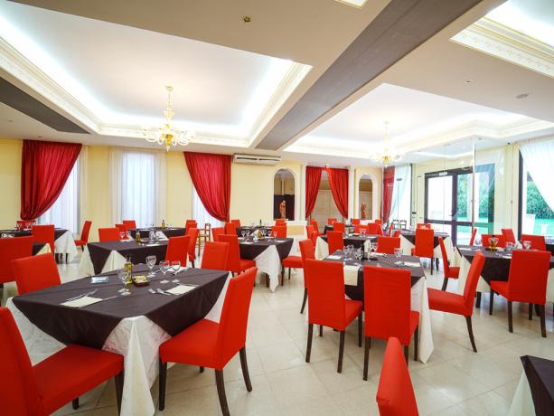 Villaggio con pasti a Buffet, Otranto Puglia 
