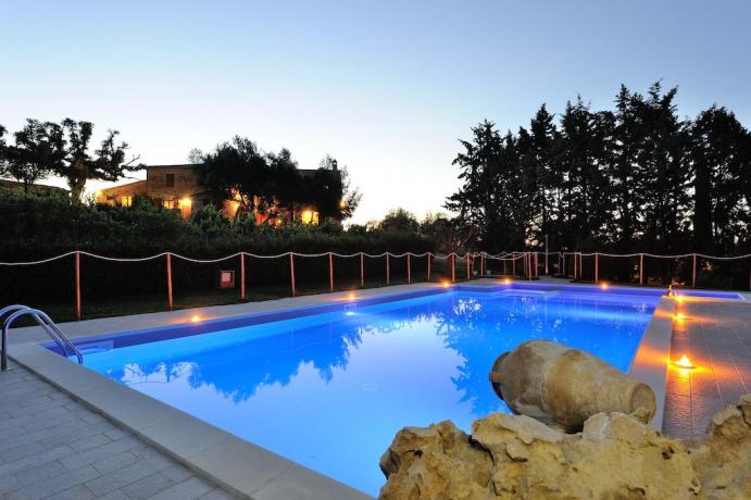 Agriturismo con Piscina vicino al Lago Trasimeno 