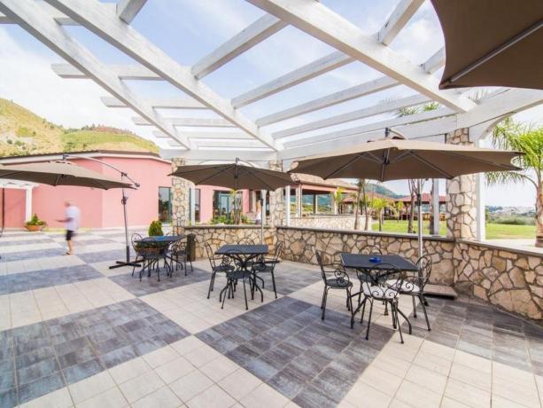 Hotel/Residence con Ristorante e Piscina 