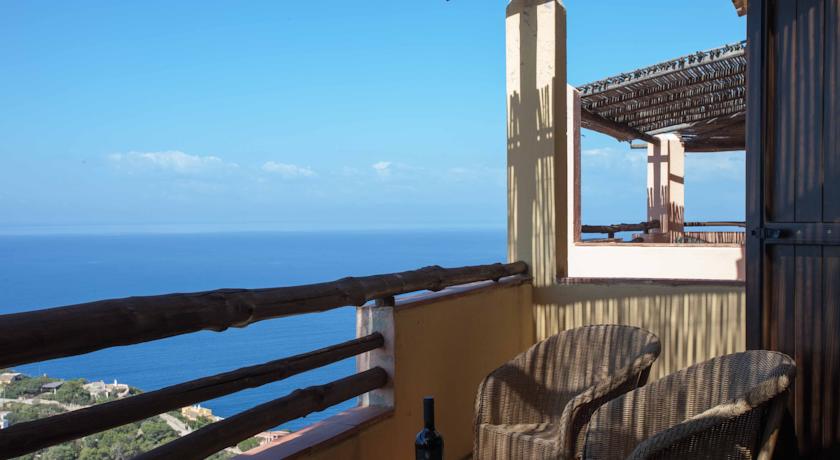 Veranda vista mare Trilocale 1 Classic