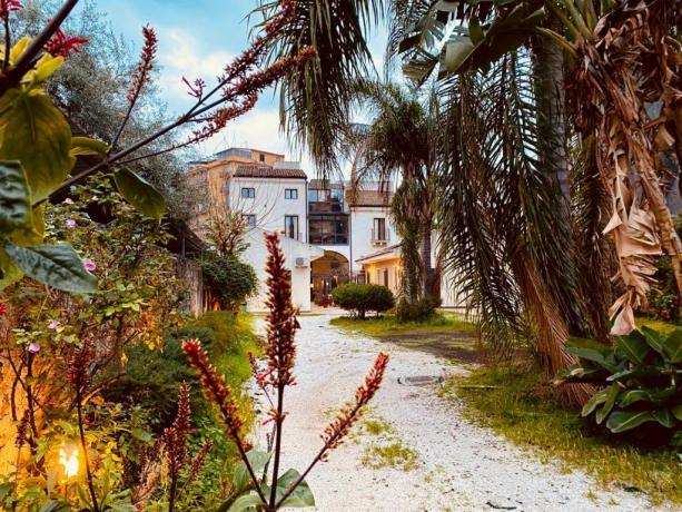 Hotel a Catania con Parcheggio e Wifi vicino al centro storico alla Riviera dei Ciclopi