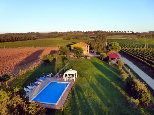 Vista dall'alto del nostro agriturismo  