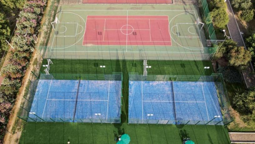 Campi sportivi in villaggio a Orosei 