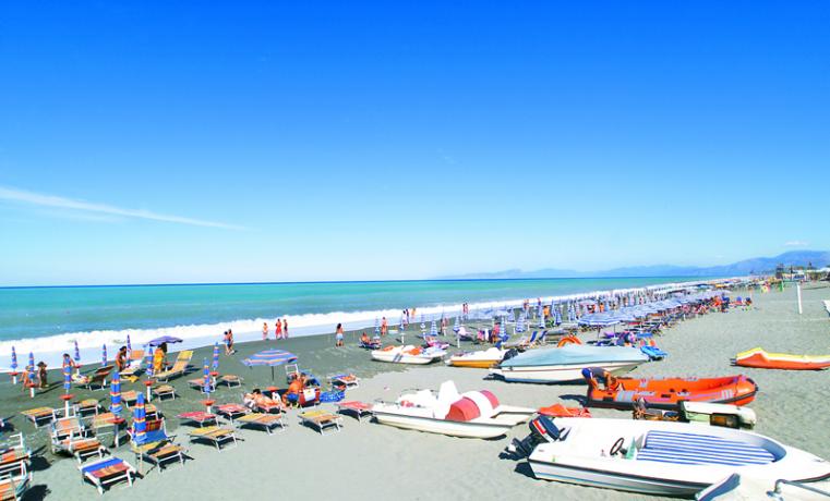 Villaggio con Animazione e Discoteca a Scalea