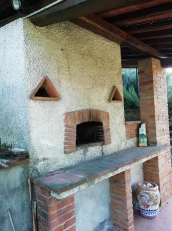 Villa-esclusiva 2-6 persone con forno a legna Pescia